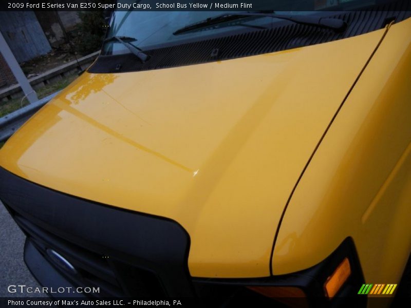 School Bus Yellow / Medium Flint 2009 Ford E Series Van E250 Super Duty Cargo