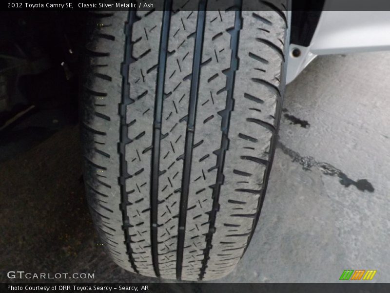 Classic Silver Metallic / Ash 2012 Toyota Camry SE