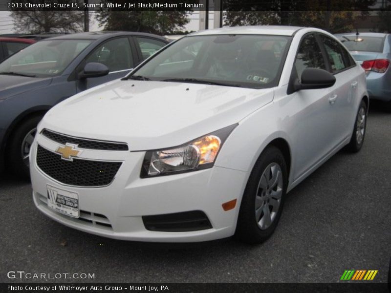 Summit White / Jet Black/Medium Titanium 2013 Chevrolet Cruze LS