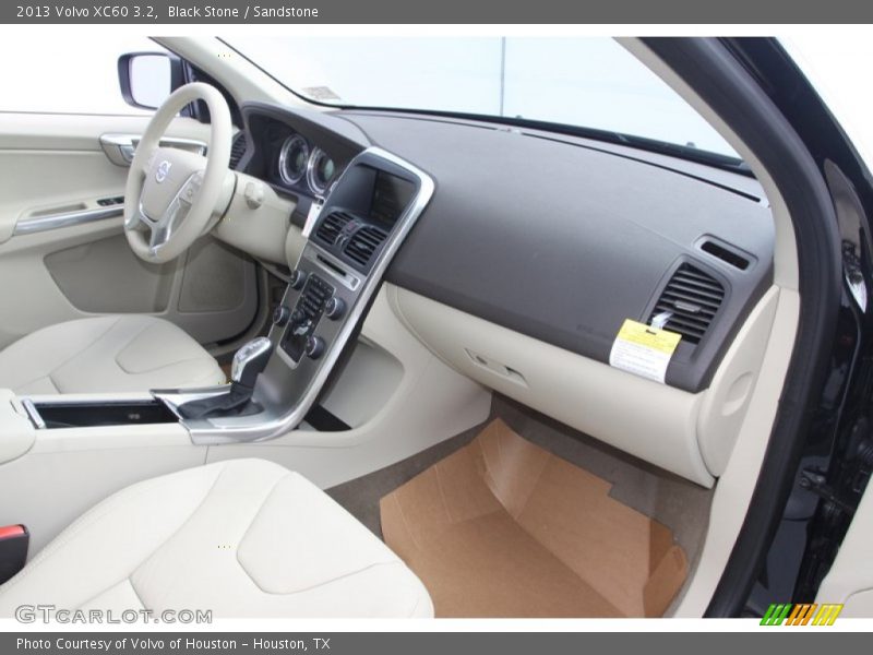 Black Stone / Sandstone 2013 Volvo XC60 3.2