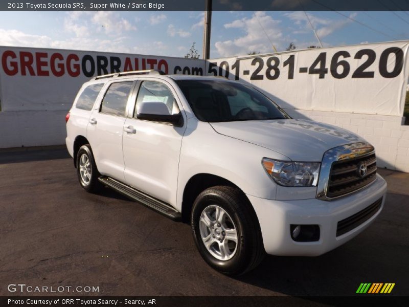 Super White / Sand Beige 2013 Toyota Sequoia SR5