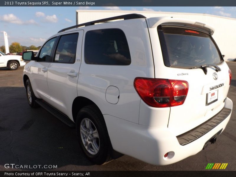 Super White / Sand Beige 2013 Toyota Sequoia SR5