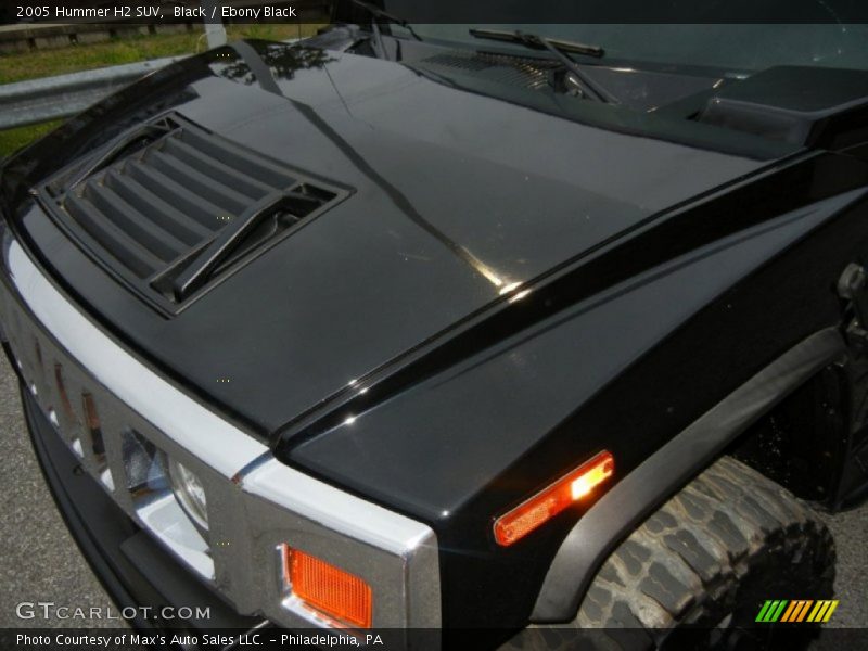 Black / Ebony Black 2005 Hummer H2 SUV