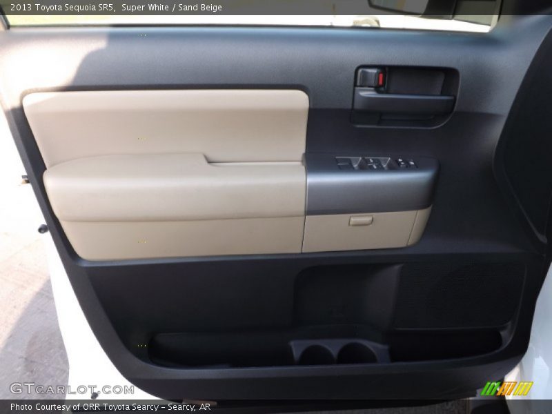 Super White / Sand Beige 2013 Toyota Sequoia SR5