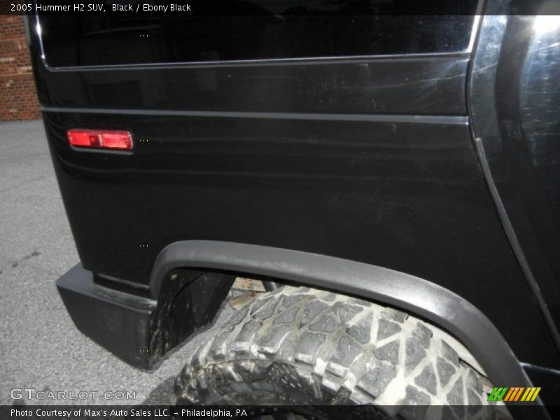 Black / Ebony Black 2005 Hummer H2 SUV