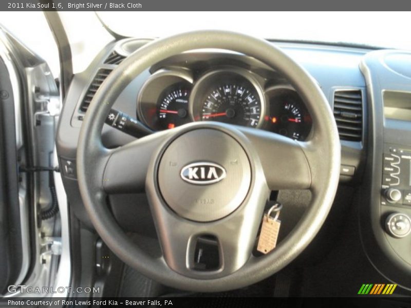 Bright Silver / Black Cloth 2011 Kia Soul 1.6