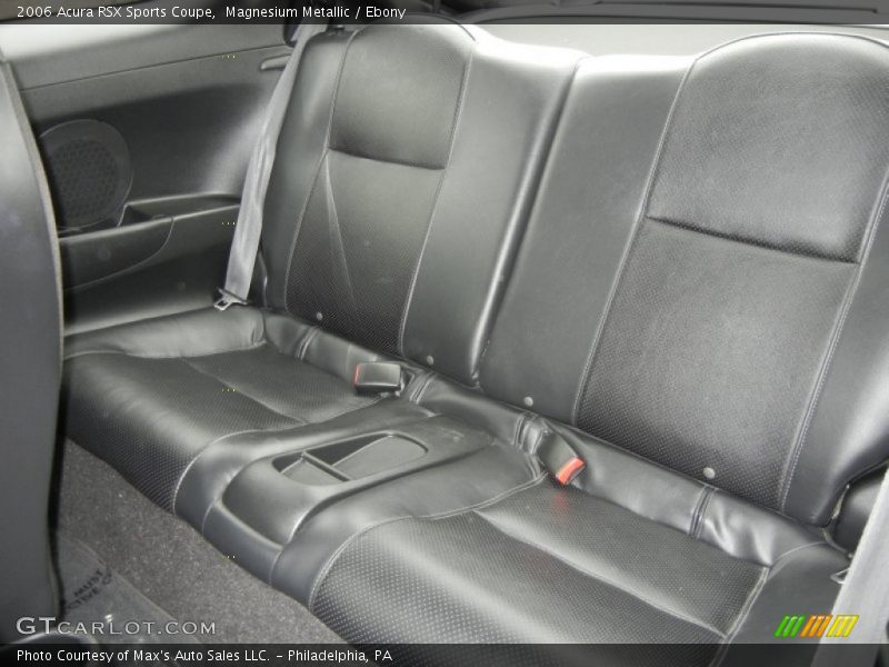 Rear Seat of 2006 RSX Sports Coupe