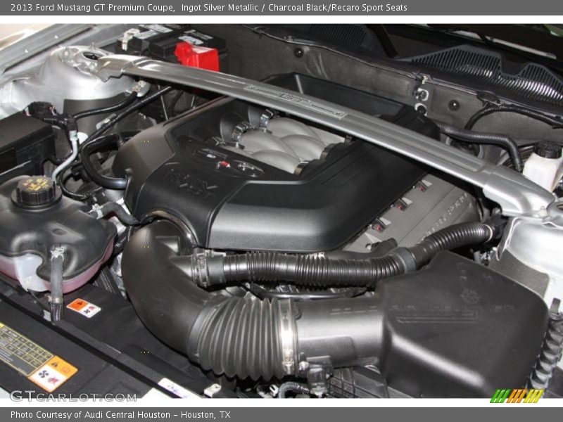  2013 Mustang GT Premium Coupe Engine - 5.0 Liter DOHC 32-Valve Ti-VCT V8