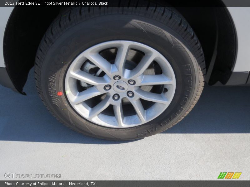 Ingot Silver Metallic / Charcoal Black 2013 Ford Edge SE