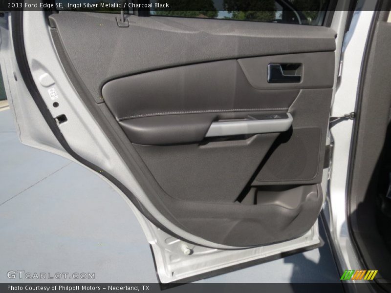 Ingot Silver Metallic / Charcoal Black 2013 Ford Edge SE