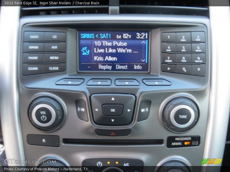 Ingot Silver Metallic / Charcoal Black 2013 Ford Edge SE