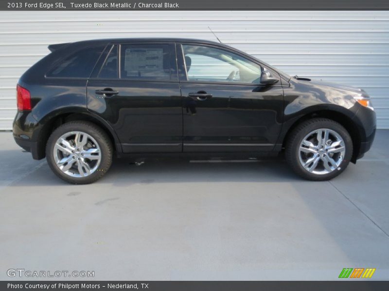 Tuxedo Black Metallic / Charcoal Black 2013 Ford Edge SEL