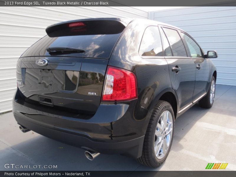 Tuxedo Black Metallic / Charcoal Black 2013 Ford Edge SEL