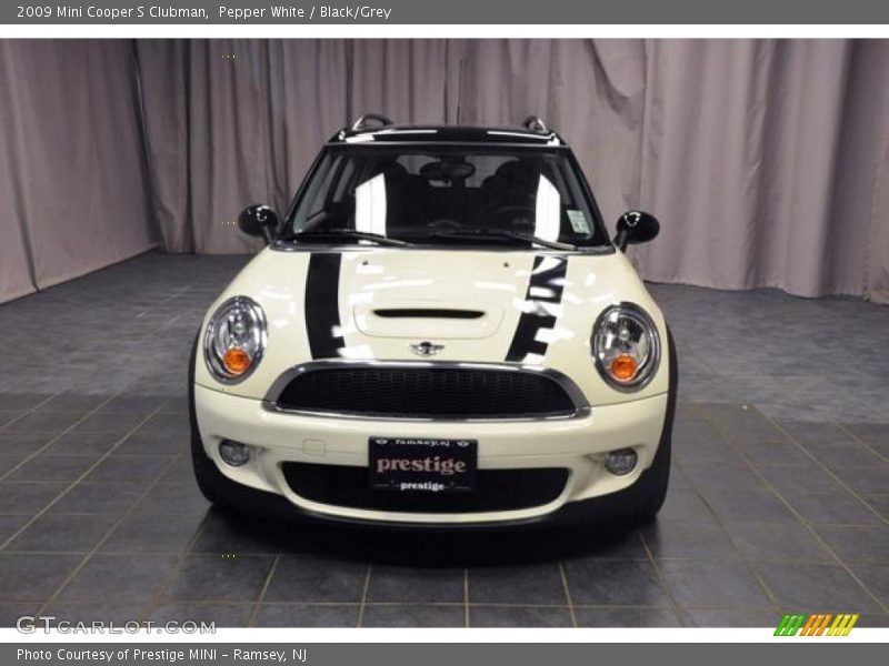Pepper White / Black/Grey 2009 Mini Cooper S Clubman