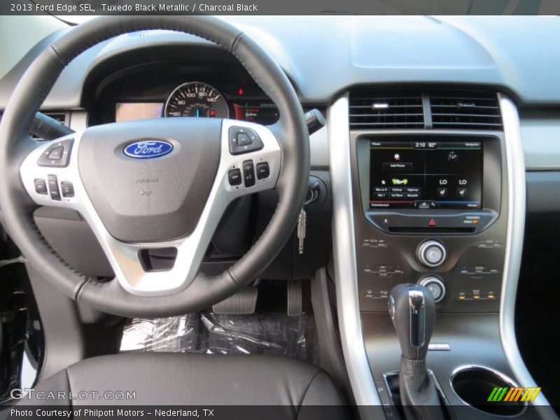 Tuxedo Black Metallic / Charcoal Black 2013 Ford Edge SEL