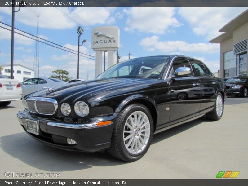 Ebony Black / Charcoal 2007 Jaguar XJ XJ8