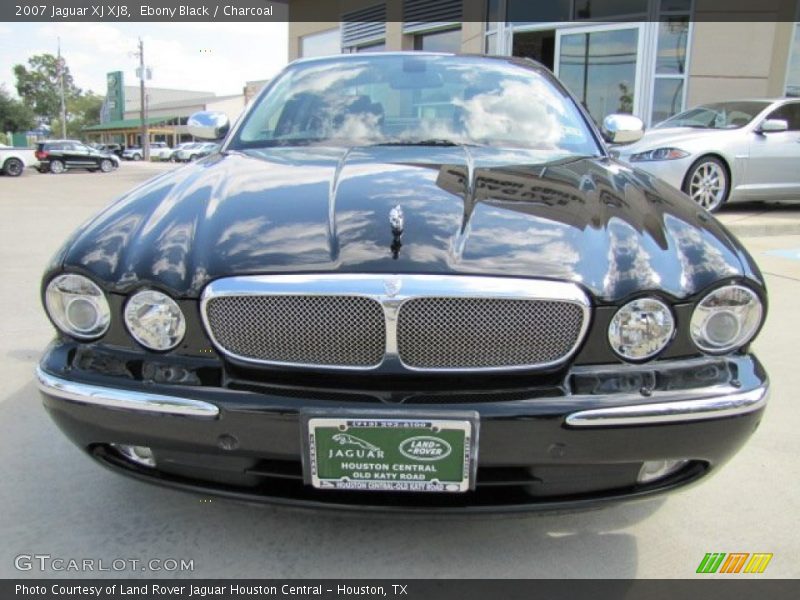 Ebony Black / Charcoal 2007 Jaguar XJ XJ8