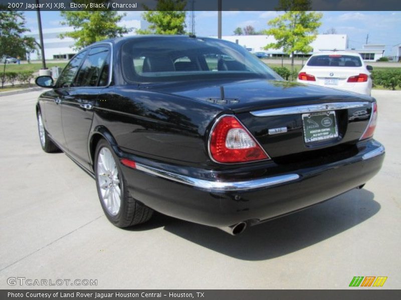 Ebony Black / Charcoal 2007 Jaguar XJ XJ8