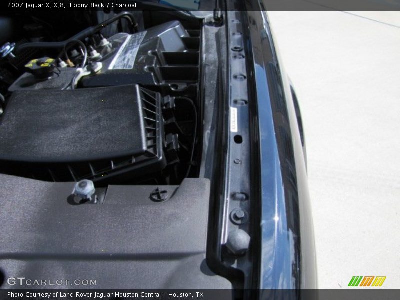 Ebony Black / Charcoal 2007 Jaguar XJ XJ8