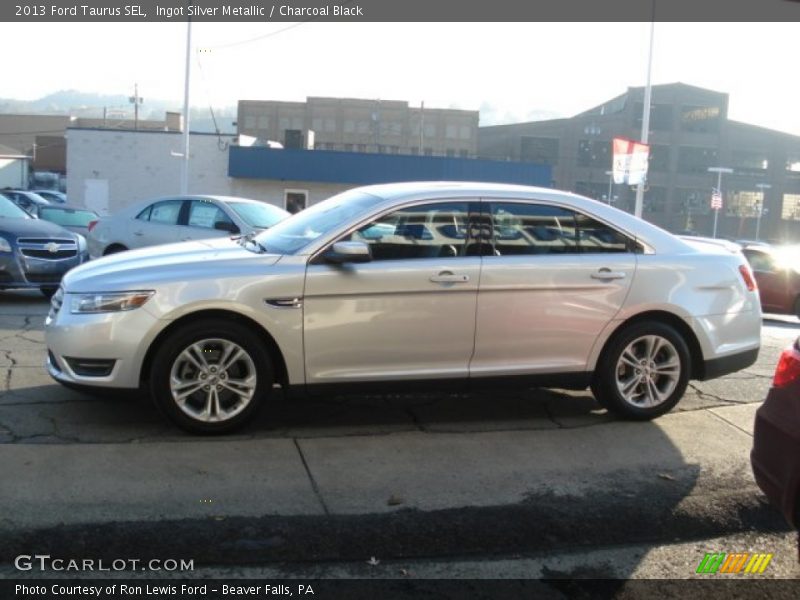 Ingot Silver Metallic / Charcoal Black 2013 Ford Taurus SEL