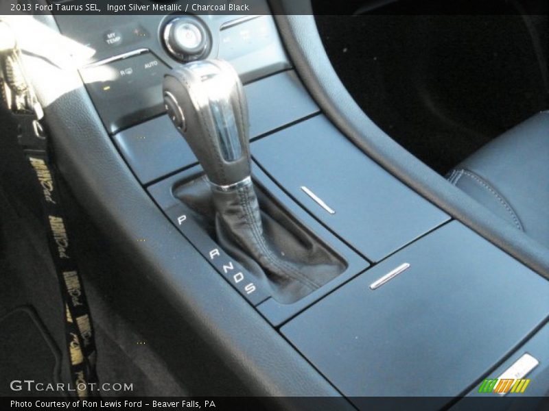 Ingot Silver Metallic / Charcoal Black 2013 Ford Taurus SEL