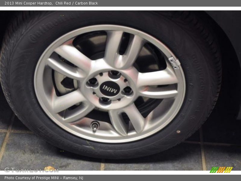 Chili Red / Carbon Black 2013 Mini Cooper Hardtop