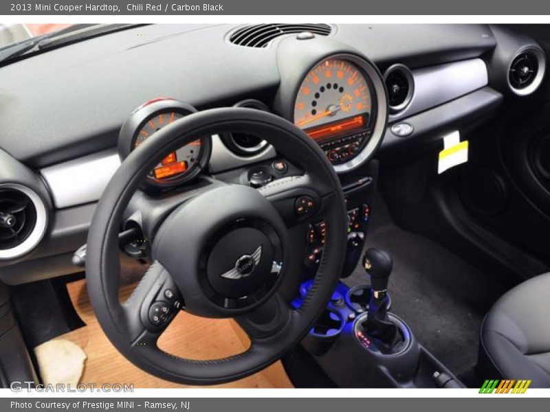 Chili Red / Carbon Black 2013 Mini Cooper Hardtop