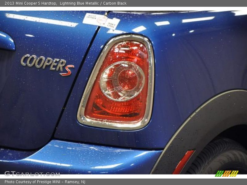 Lightning Blue Metallic / Carbon Black 2013 Mini Cooper S Hardtop