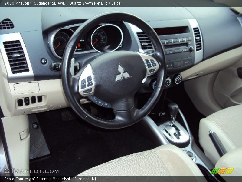 Quartz Brown Metallic / Beige 2010 Mitsubishi Outlander SE 4WD