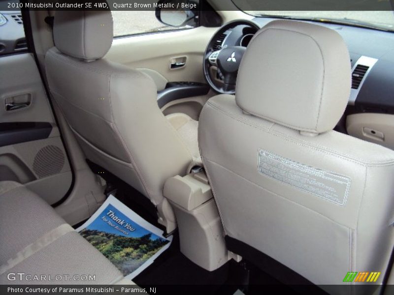 Quartz Brown Metallic / Beige 2010 Mitsubishi Outlander SE 4WD