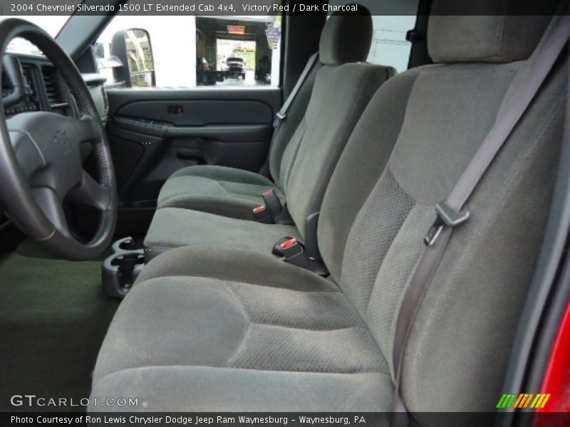 Victory Red / Dark Charcoal 2004 Chevrolet Silverado 1500 LT Extended Cab 4x4