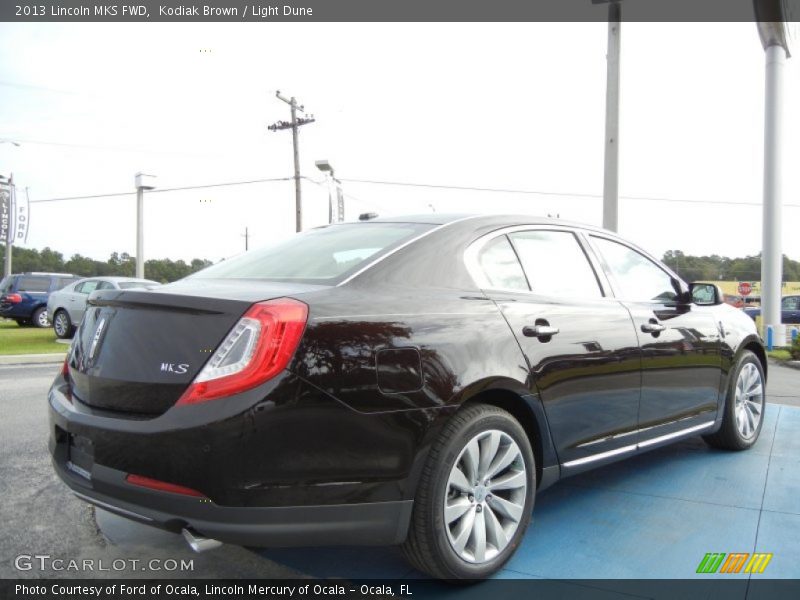 Kodiak Brown / Light Dune 2013 Lincoln MKS FWD