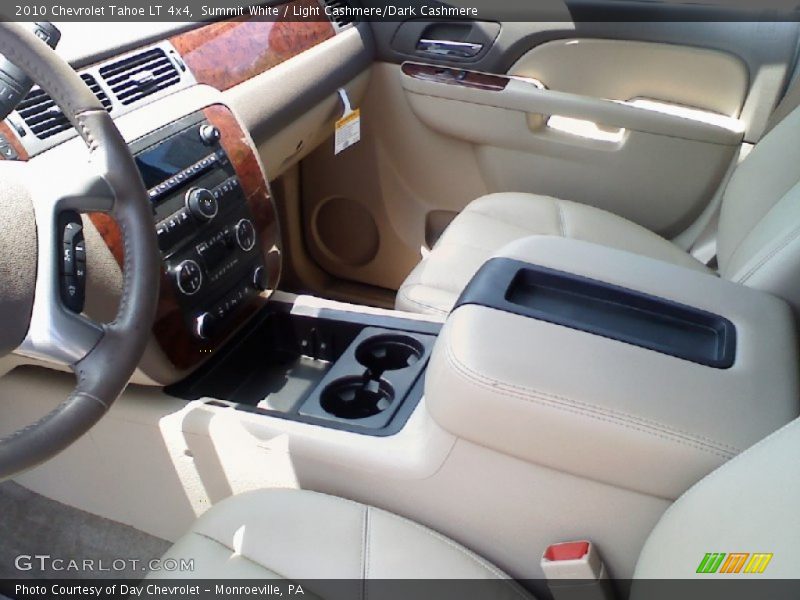 Summit White / Light Cashmere/Dark Cashmere 2010 Chevrolet Tahoe LT 4x4
