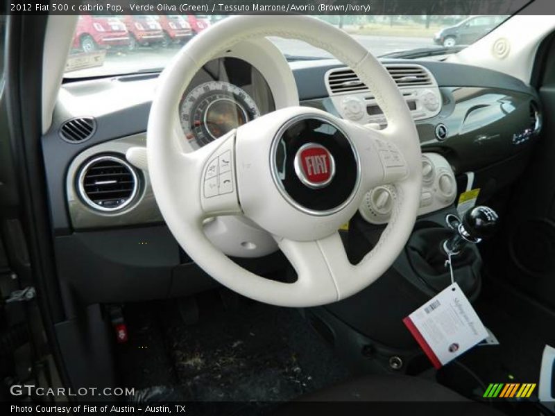 Verde Oliva (Green) / Tessuto Marrone/Avorio (Brown/Ivory) 2012 Fiat 500 c cabrio Pop