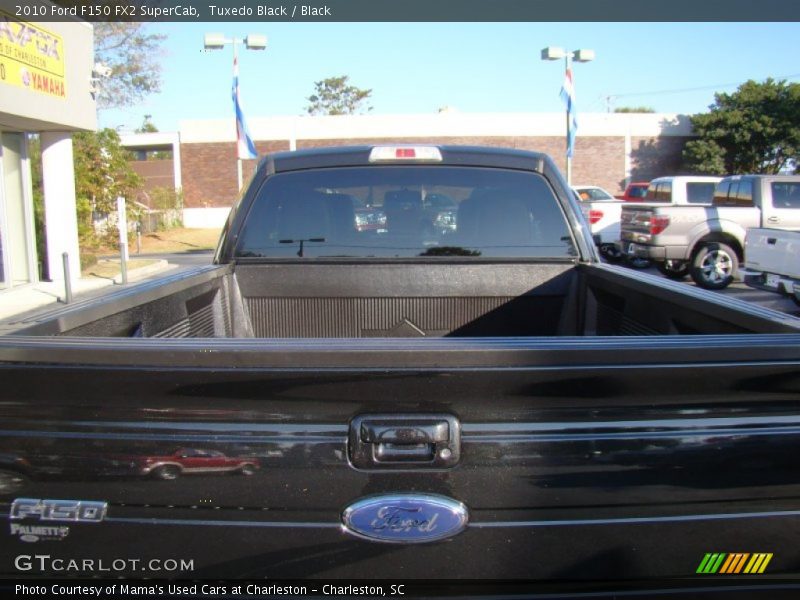 Tuxedo Black / Black 2010 Ford F150 FX2 SuperCab