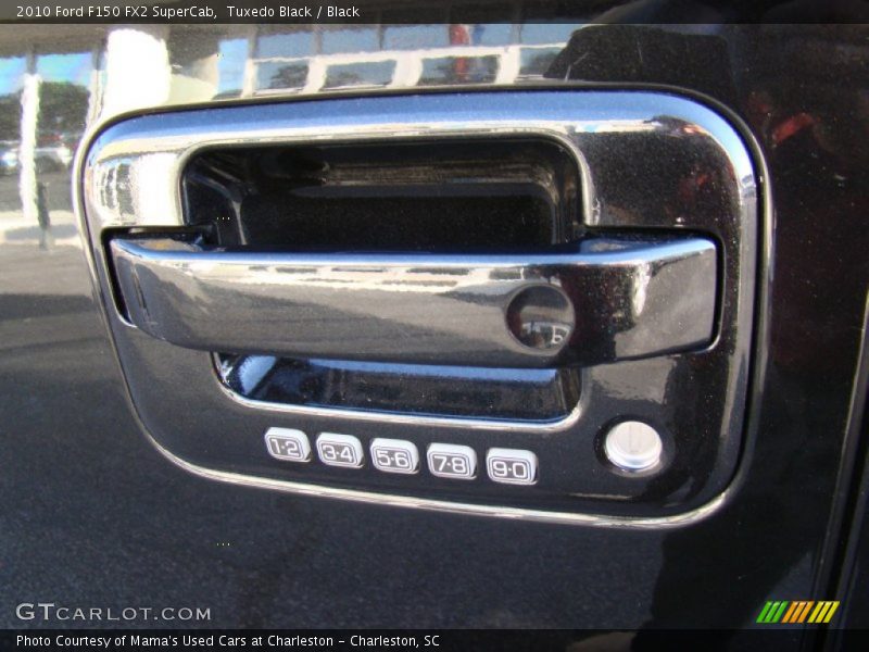 Tuxedo Black / Black 2010 Ford F150 FX2 SuperCab