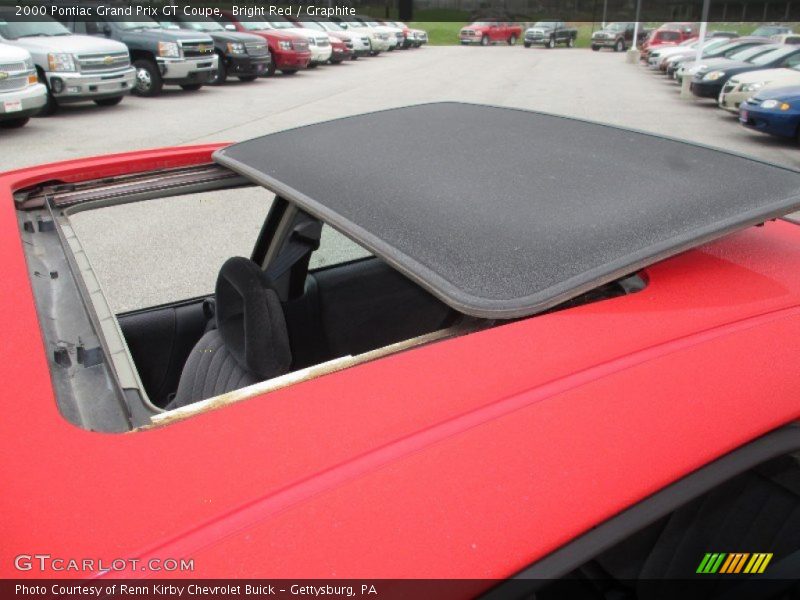 Bright Red / Graphite 2000 Pontiac Grand Prix GT Coupe