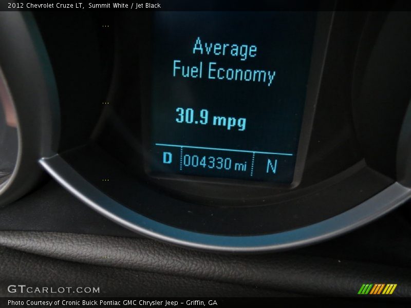 Summit White / Jet Black 2012 Chevrolet Cruze LT