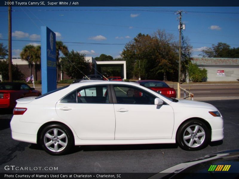 Super White / Ash 2008 Toyota Camry SE