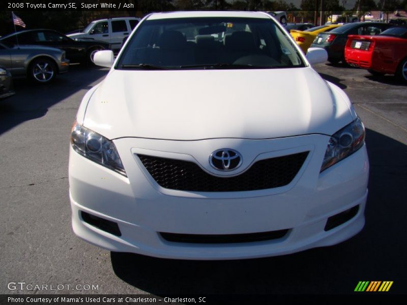 Super White / Ash 2008 Toyota Camry SE