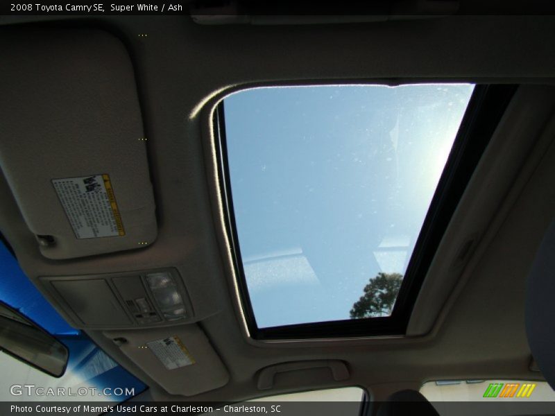 Super White / Ash 2008 Toyota Camry SE