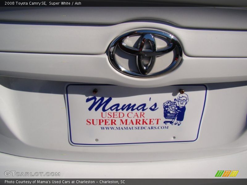 Super White / Ash 2008 Toyota Camry SE