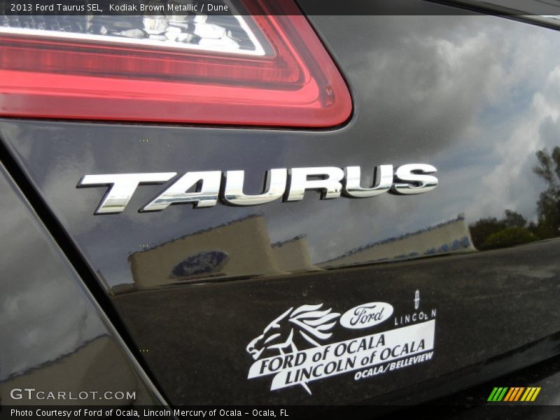 Kodiak Brown Metallic / Dune 2013 Ford Taurus SEL