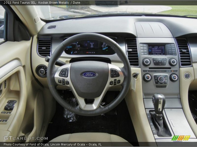 Kodiak Brown Metallic / Dune 2013 Ford Taurus SEL