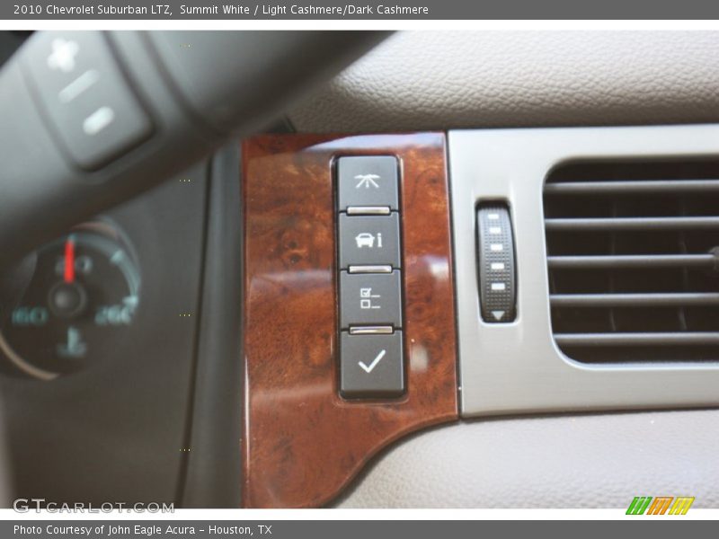 Summit White / Light Cashmere/Dark Cashmere 2010 Chevrolet Suburban LTZ