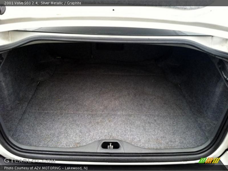  2001 S60 2.4 Trunk