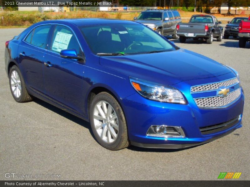 Front 3/4 View of 2013 Malibu LTZ