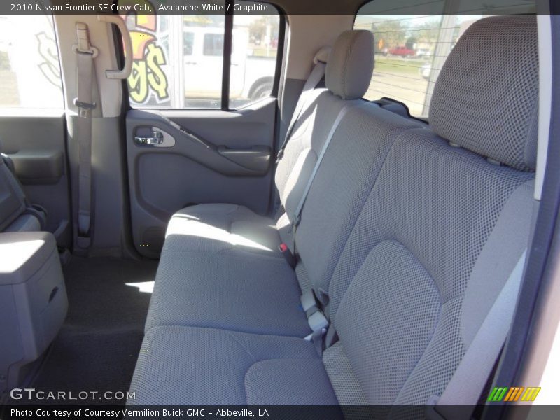 Avalanche White / Graphite 2010 Nissan Frontier SE Crew Cab