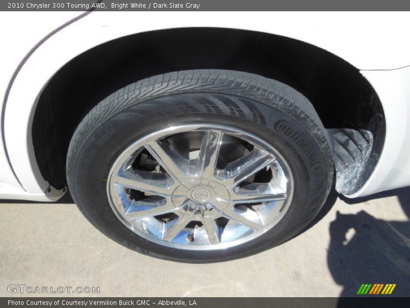 Bright White / Dark Slate Gray 2010 Chrysler 300 Touring AWD