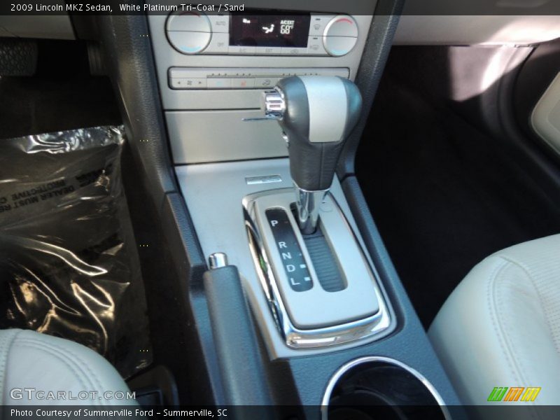 White Platinum Tri-Coat / Sand 2009 Lincoln MKZ Sedan